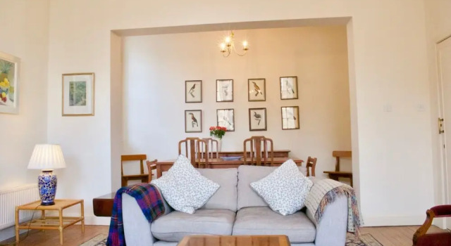 3 Bedroom Apartment in Edinburgh's New Town, Забронировать Апартаменты/квартира Апартаменты Эдинбурга, рядом с St George's West Church, Апартаменты/квартира