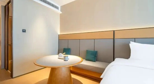 Семейный тент JI Hotel