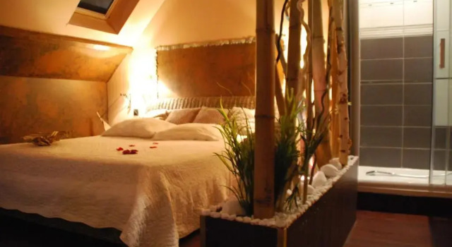 Chambres d'hôtes Secret d'une Nuit, Rezervasyon Otel Onnaing otoparklı oteller, Otopark