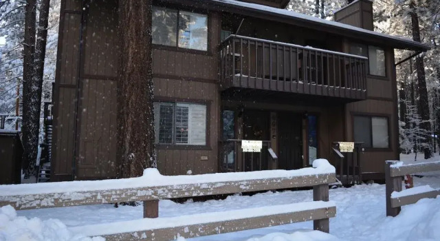 Snow Summit Getaway - 3 Br home by RedAwning, Rezerwuj Dom wakacyjny Big Bear Lake Stany Zjednoczone