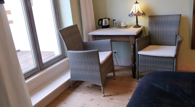 Bed and Breakfast Exterlaer, Rezerwuj Bed and Breakfast Hotele w Antwerpia z basenem, Basen
