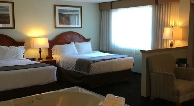 Люкс Quality Inn