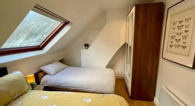 Group of 4 Apartments for up to 24 Guests