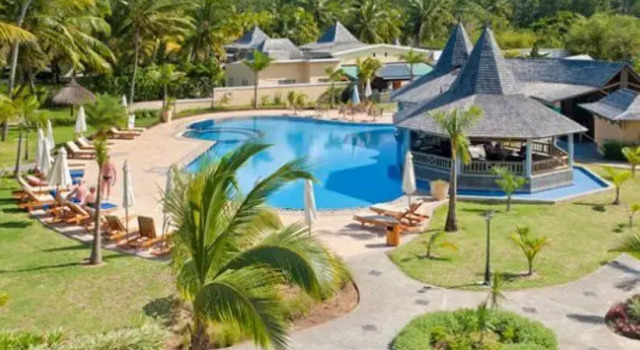 Двухместный полулюкс Jalsa Beach Hotel & Spa