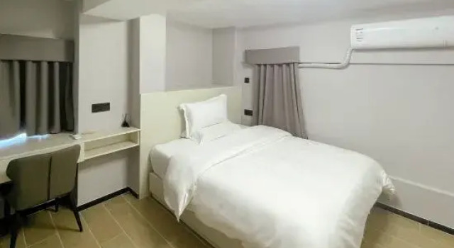 Люкс Executive с 2 комнатами BOHAI Hotel