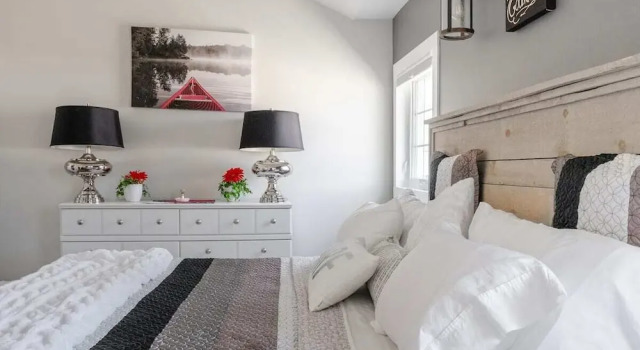 Crystal Beach Cottage, Book Feriehus Sommerhuse i Fort Erie, Hytte