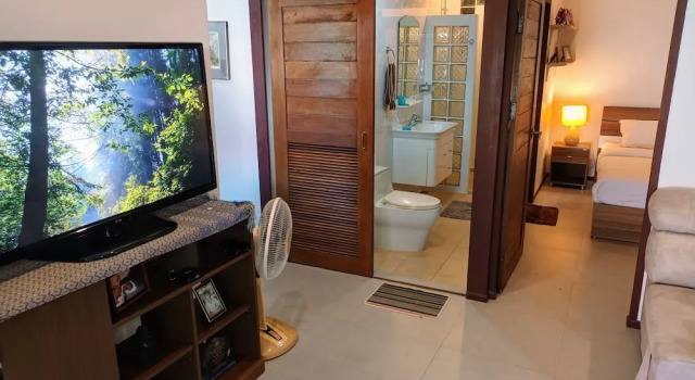 Peaceful 1 BR home in private residence, Забронировать Дом для отпуска Отели Южного Таиланда с парковкой, Парковка