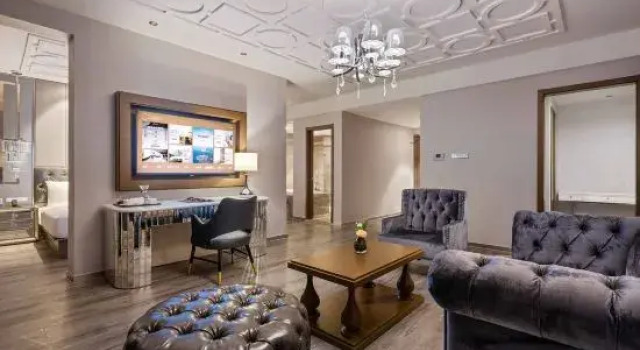 Люкс Executive Orange Crystal Hotel Guiyang Huaxi