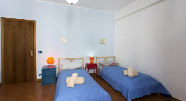 House With 2 Bedrooms in Donnalucata, With Furnished Terrace and Wifi Near the Beach, Забронировать Отель Отели Донналуката с парковкой, Парковка