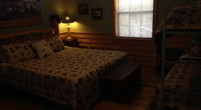 Forest Creek Cabin 3 Bedroom Holiday Home By Pinon Vacation Rentals, Book Hotel Garfield United States of America