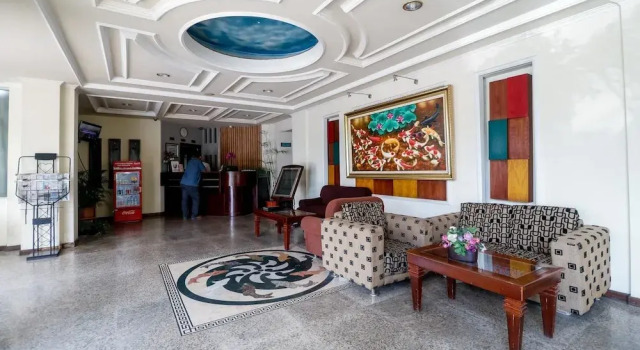 RedDoorz Plus near Universitas Lambung Mangkurat, Book Hotel Banjarmasin 