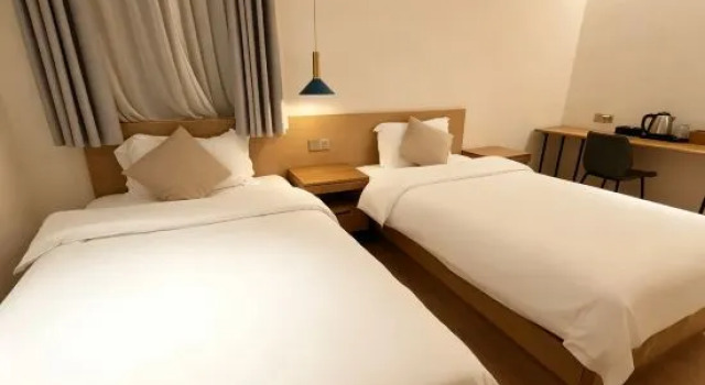Семейный номер Standard с балконом и с видом на море Bayview Hotel