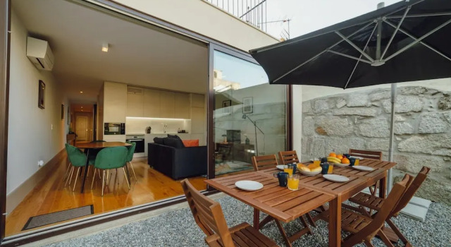 Апартаменты с балконом Legacy Oporto Premium Apartments by Vacationy