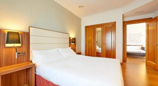 Семейный номер Standard Hotel Vigo Los Galeones, Affiliated by Meliá