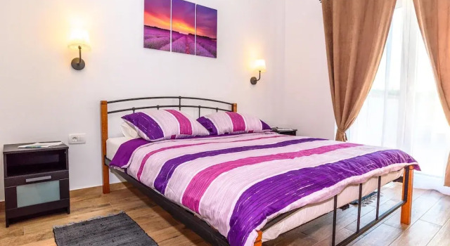 Cozy Holiday Home in Šorici With Pool, Забронировать Отель Отели Ровиньско села с бассейном, Бассейн