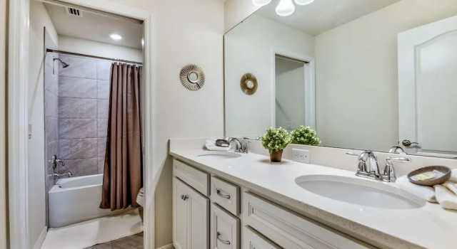 Коттедж NEW DEC 2018! Solterra 6bd/4ba Pool Home #6st452