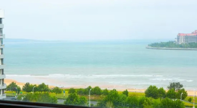 Yunyi Seaview Holiday Homestay (West Coast Sunac Mall Branch)