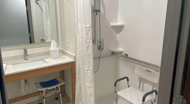 Номер Standard La Quinta Inn & Suites by Wyndham Coralville Iowa City