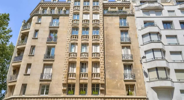 Luxueux Studio AC-Terrasse Vue sur la Tour Eiffel, Забронировать Апартаменты/квартира Париж Иль-де-Франс, рядом с Comedie Tour Eiffel