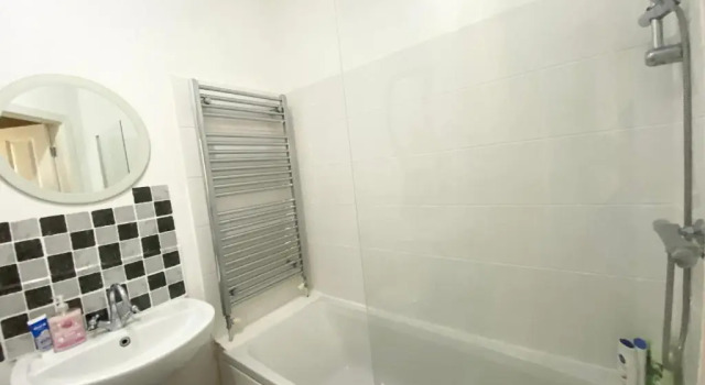 Thepropertyfocus - Stylish 2-bedroom House, Rezervasyon Tatil Evi Merseyside villalar, Villa