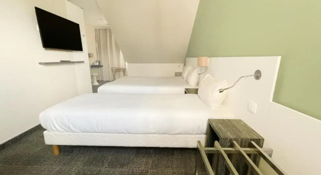 Трёхместный номер Standard Greet Hotel Colmar