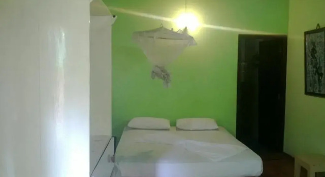 Full Moon Resort