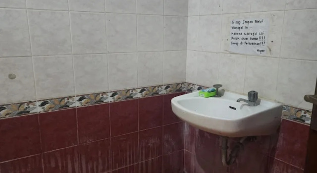Camera Standard OYO Life 93978 Wisma Homestay Syariah