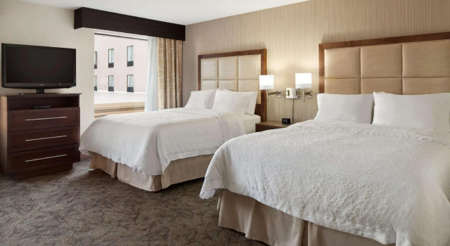 Четырёхместная студия Hampton Inn & Suites Detroit Sterling Heights