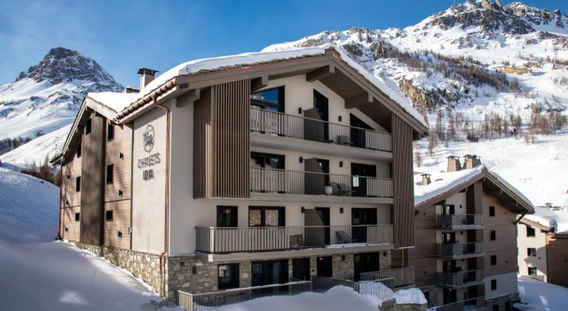 Chalets Izia, Boek Chalet Hotels in Espace Killy met parkeren, Parkeren