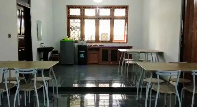 KRU House, Book Hotel Bandung West Java