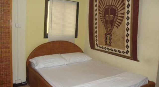 Gaeng Phet Restaurant & Guesthouse