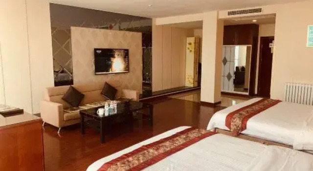 Номер Superior GreenTree Inn WeiHai RongCheng Bus Station BORDER TRADE CITY Express Hotel