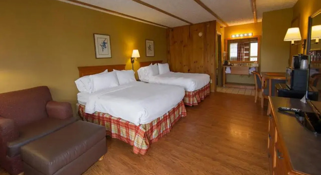 Четырёхместный номер Standard Timbers Lodge