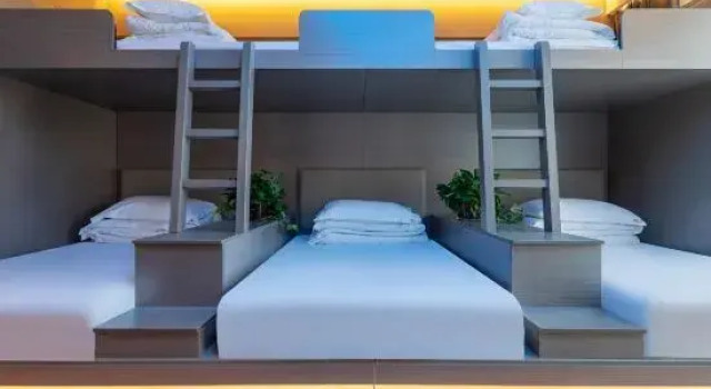 Кровать в общем номере Anyu E-sports Hotel (Baohegong Street)