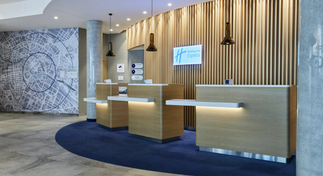 Holiday Inn Express Berlin - Alexanderplatz by IHG