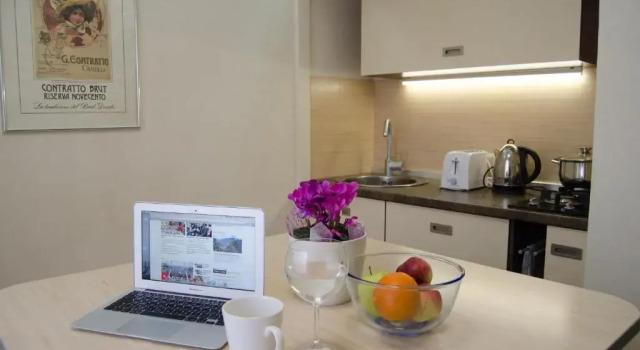 Апартаменты City Inn Riga Apartment, new renovated in Quiet center with balcony with parking