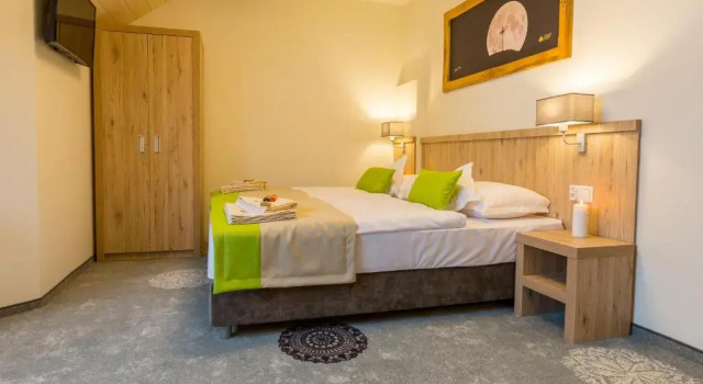 Двухместный номер Standard Grand Tatry - miejsce na wyjątkowy pobyt dla Ciebie i Twojej rodziny! - sauna i jacuzzi wliczone w cenę pobytu - 10 minut pieszo od Term Bania