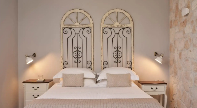 Полулюкс Mirabilia Boutique Hotel