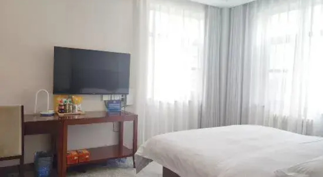 Люкс с видом на улицу GreenTree Inn Beijing Haidian District Xueqing Road Business Hotel