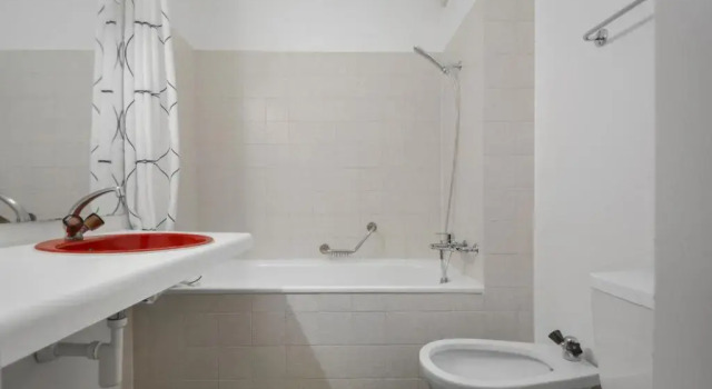 Трёхместный номер Standard Neuchâtel City Hôtel - Self Check-In
