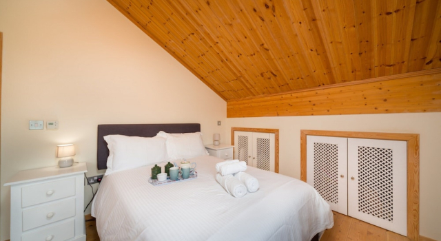 Lodge in Caldecott Hall With Private Hot Tub, Забронировать Отель Грейт-Ярмут The Broads, рядом с Redwings Horse Sanctuary
