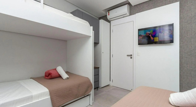 Porto Madero 204 - Apartamento a 250 metros da praia de Bombinhas - Piscina e Academia Rooftop - 6 Hospedes, Забронировать Апартаменты/квартира Апартаменты Бомбиньяс, рядом с Пляж Quatro Ilhas Beach, Апартаменты/квартира