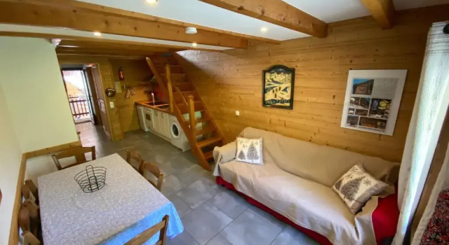Апартаменты с 2 комнатами LE MYOSOTIS bel appartement dans vieille ferme de montagne rénovée
