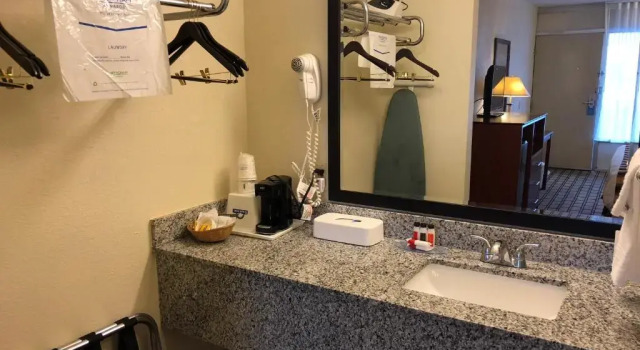 Номер Standard Days Inn by Wyndham Natchez