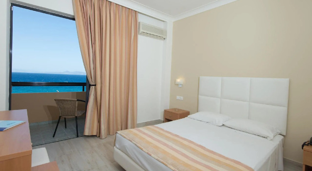 Двухместный номер Standard с видом на море Отель Rhodos Horizon Blu