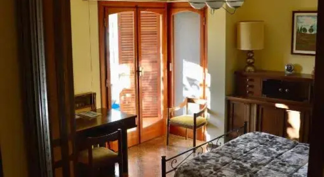 Villa Riviera, Забронировать Отель Отели в центре Леванто, в центре