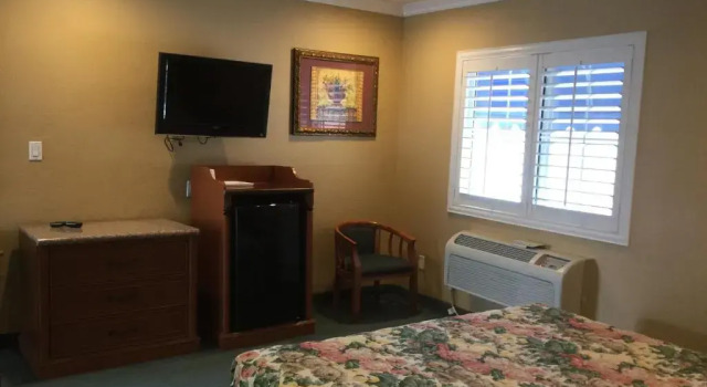 Семейный номер Standard Beverly Inn