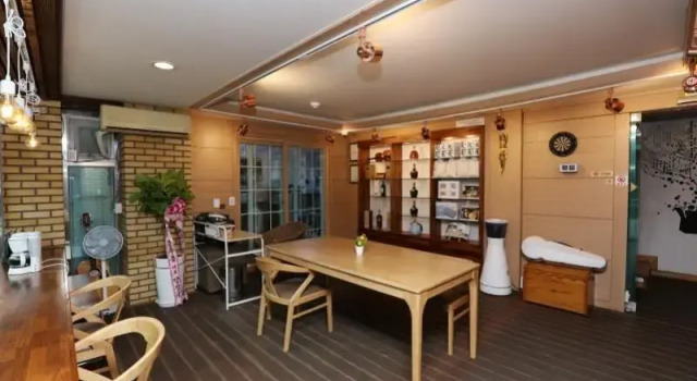 Pocheon All Seasons Pension, Buchen Sie Hotel Deokhyeon Gyeonggi-do