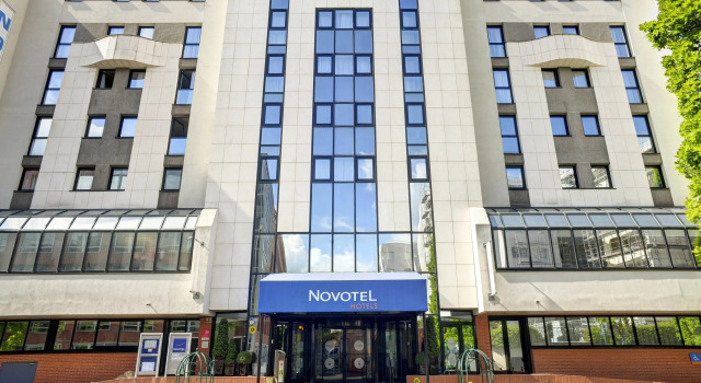 Novotel Paris Suresnes Longchamp