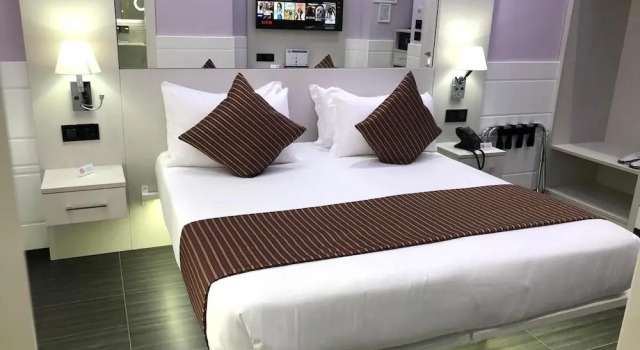 Relais Trevi 133 Boutique Hotel - Adults Only